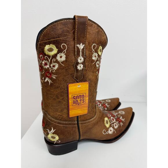 Soto Boots Womens Showstopper Snipped Toe Floral Cowgirl Boots - Picture 3 of 6